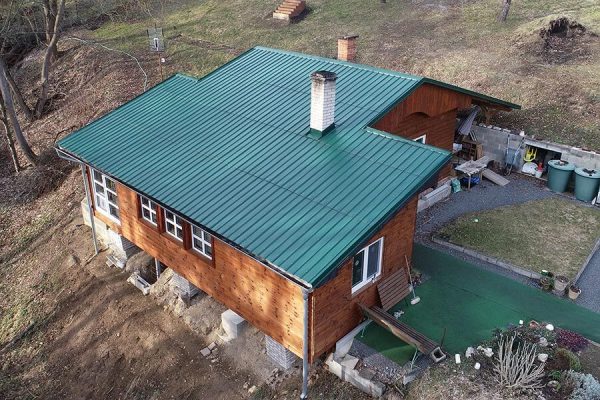 Výstavba plechové střechy-Olja-900x600